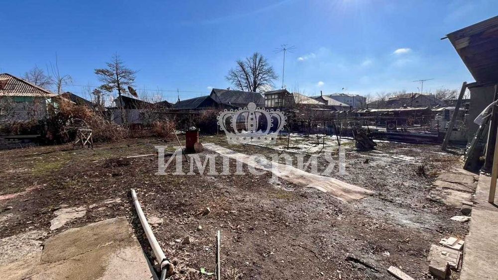 Продаётся дом с магазином