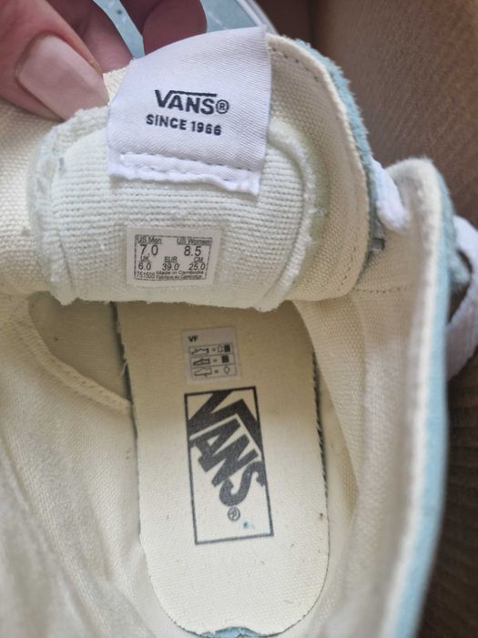 Дамски кецове Vans