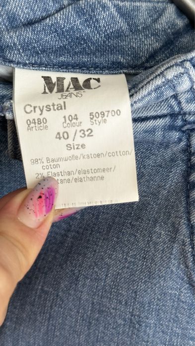 Blugi MAC evazati