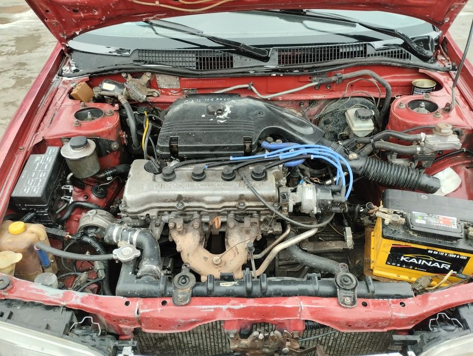 Продам машину Nissan Primera p10 1994