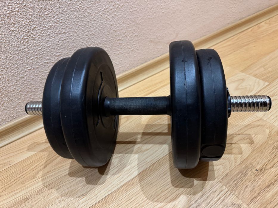 Дъмбел 10 кг - в отлично състояние!