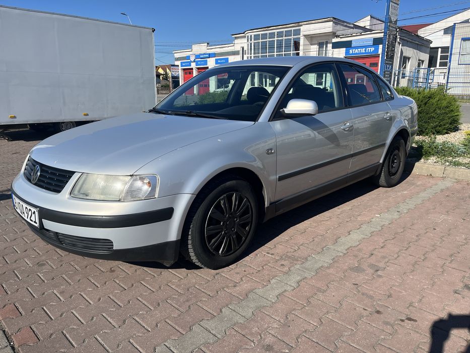 Vand vw pasat b5 1.6 benzina automata