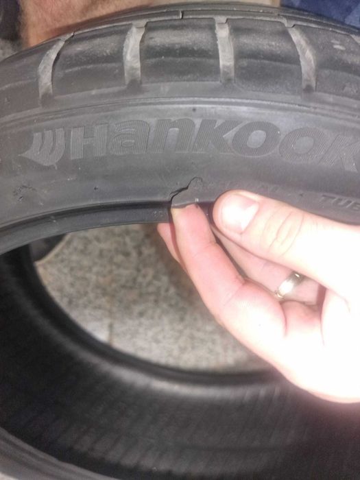 600 lei ambele bucati/ Anvelope Hankook de vara 225/40/19 DOT 07/2024