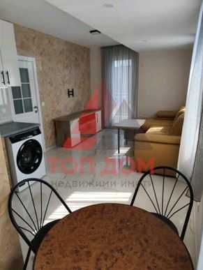 Дава се под наем Двустаен апартамент в Варна, Цветен квартал - 55 кв.м за 450 € - Снимка #2