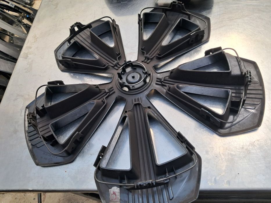 Тасове мерцедес W214 Mercedes  E w214