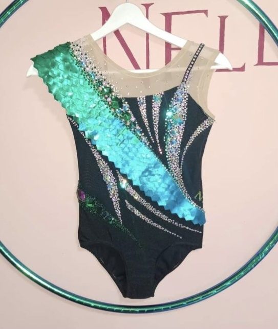 Трико за художествена гимнастика