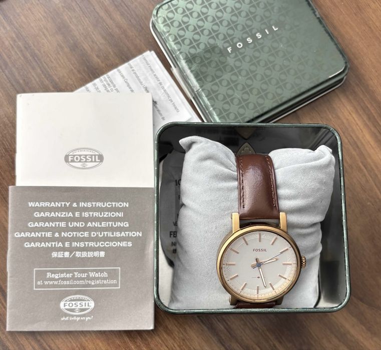 Ceas FOSSIL Model Stella