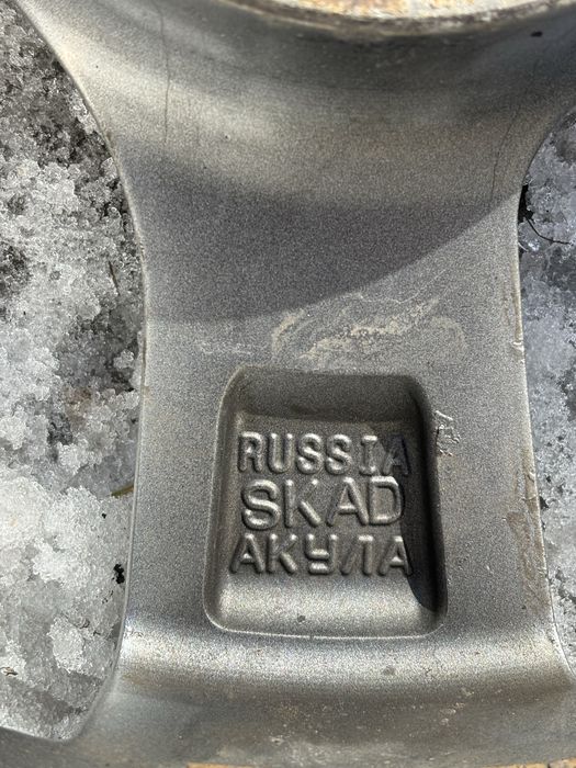 Продам комплект дисков R16