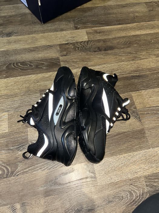 Dior b22 negrii noii