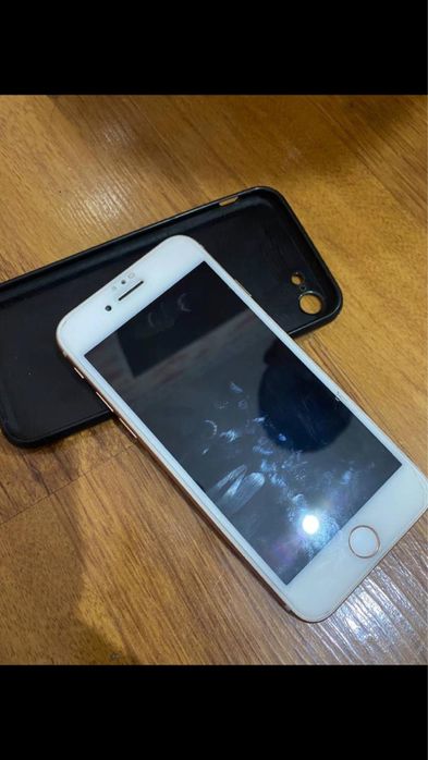 Айфон 8 сатылады