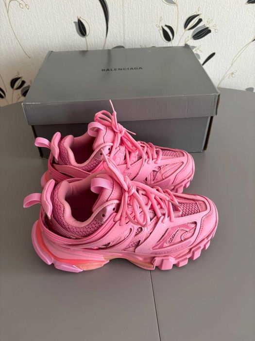 BALENCIAGA Track roz 36,37