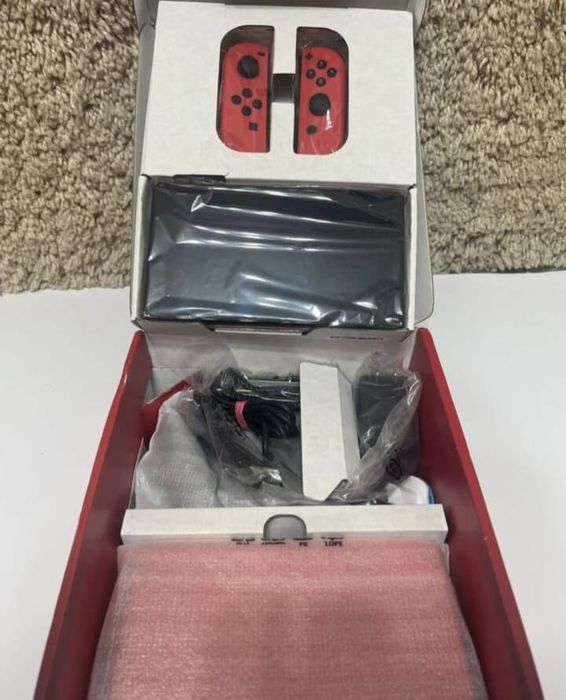 Nintendo switch oled Mario edition ПРОШИТЫЙ