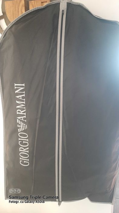 Costum barbatesc Armani