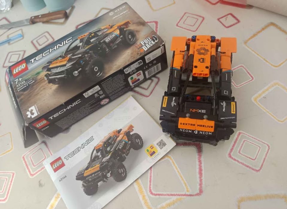 Vând lego technic