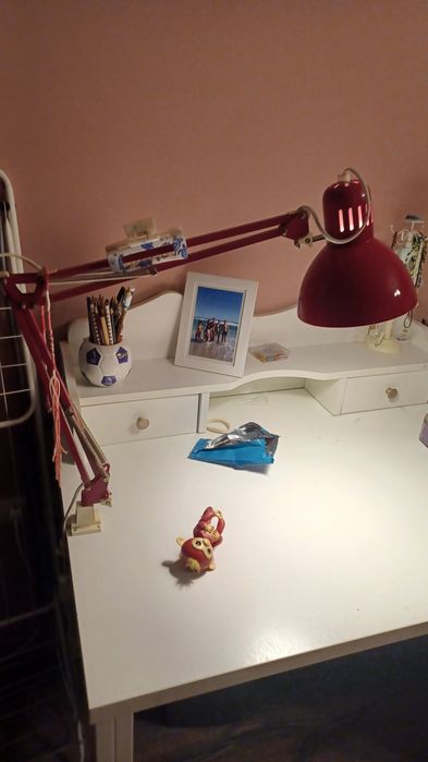 Лампа  настолна  подвижна