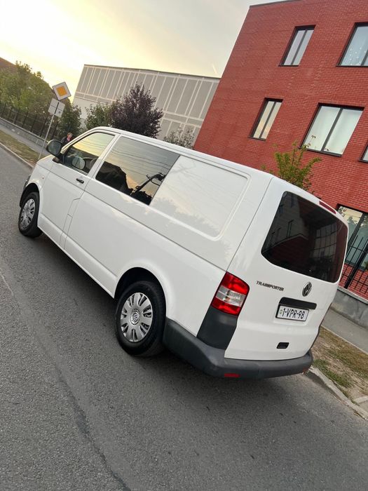 VOLKSWAGEN Transporter 2011 — imagine 3