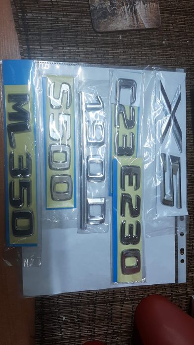 Значки Эмблемы на разные авто