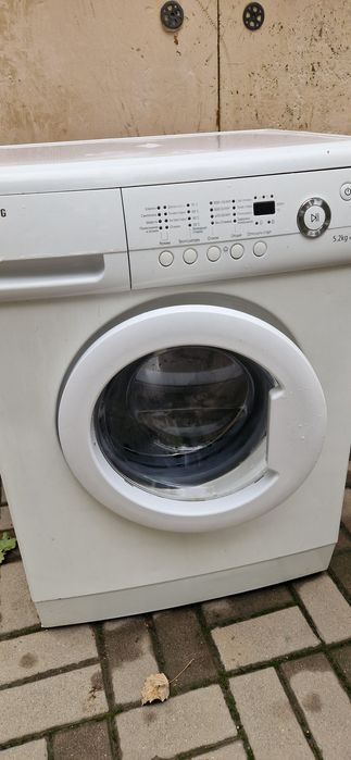 Продам стиральную машинку