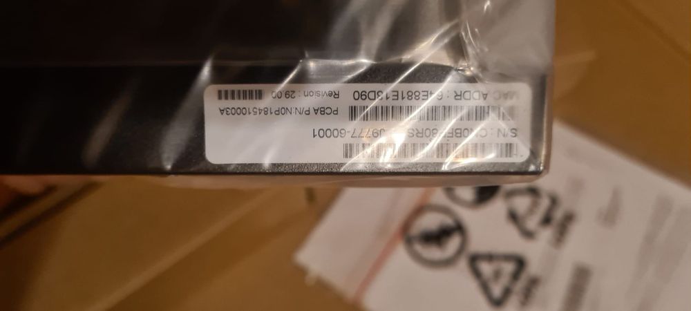 Vand switch HP Aruba 2530 8G