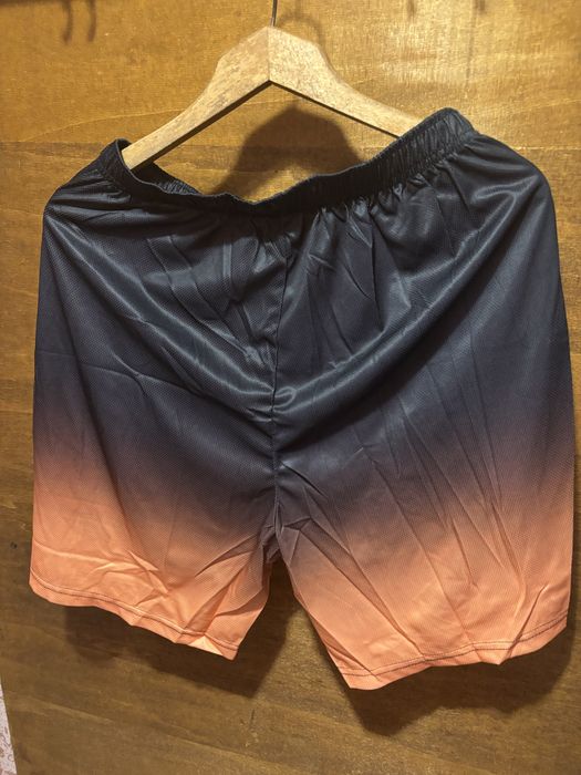 Мъжки комплект - тениска и къси панталони, пет различни модела