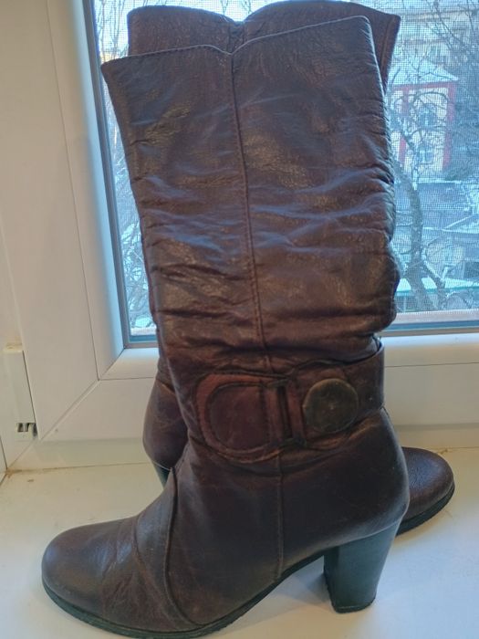 Дамски ботуши,италианска модна къща