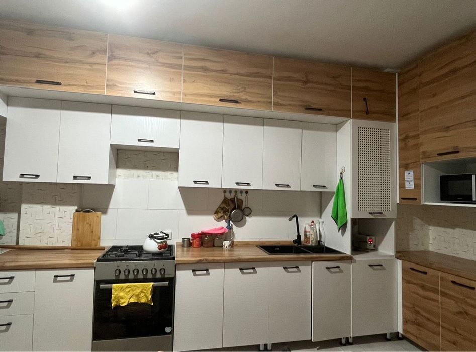 Кухонный гарнитур в сборе