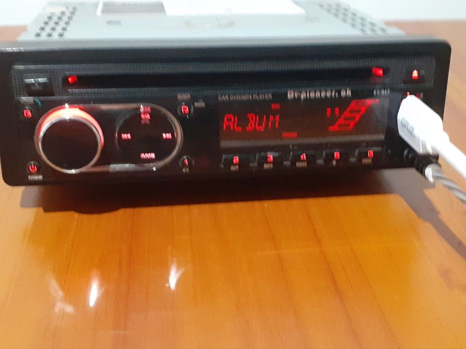 Автомагнитола  Pioneer