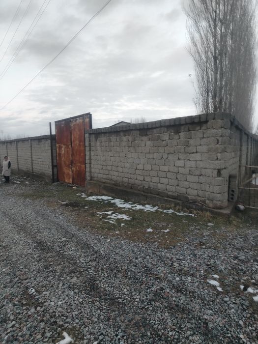 Йер сотилади 4 остиги нархи келшилад