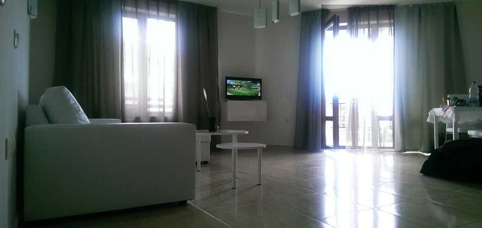 Апартамент под наем до морето в Свети Влас на 30 метра от плажа.