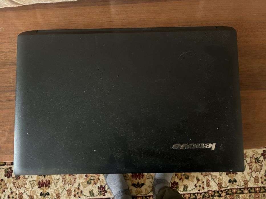 Ноутбук продам срочно