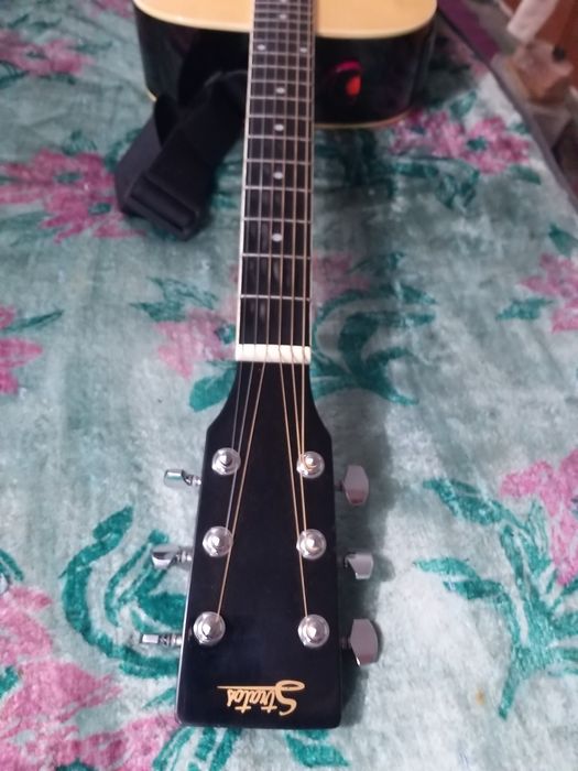 Akustik gitara razmer 41