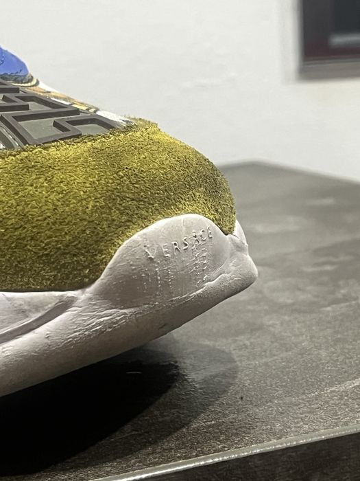 versace chain reaction 45