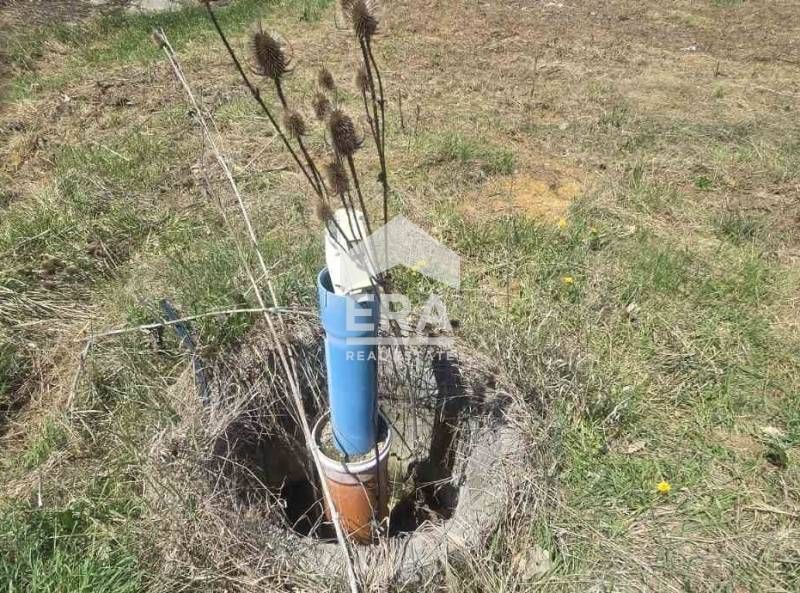 Ексклузивно! Ера Тера продава УПИ в с. Каленовци.