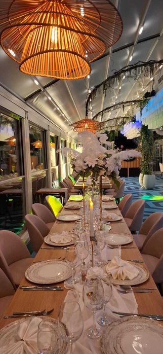 Vapor Restaurant, Club și Salon Evenimente în Proprietate lângă București – 895 mp pe Dunăre, 200 Locuri, Afacere la Cheie Profitabilă