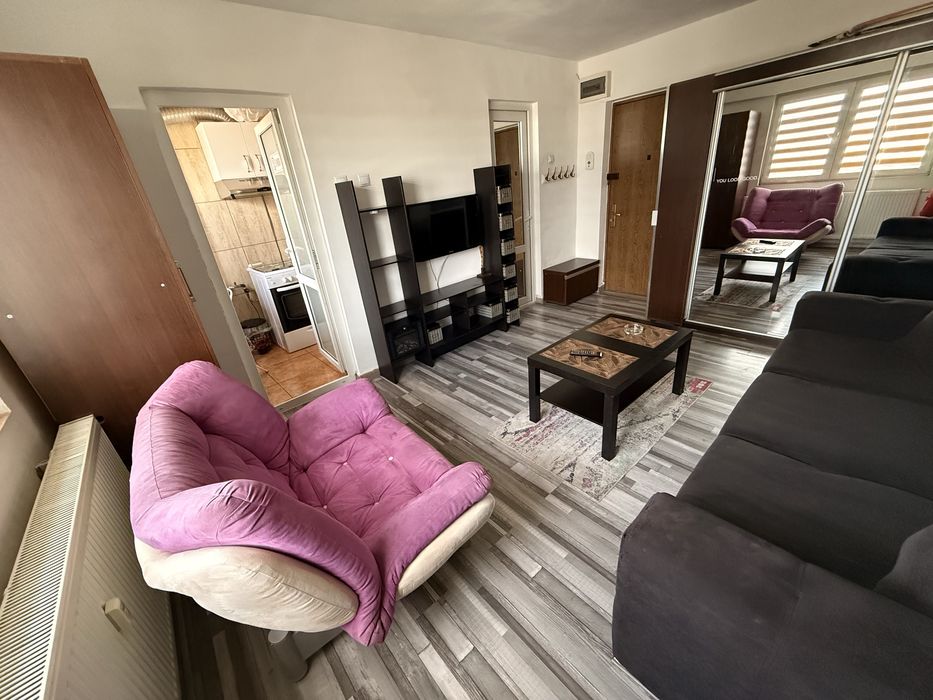 Garsoniera Sector 4 Alexandru Obregia / Secuilor, langa Sun Plaza, metrou Big Berceni.