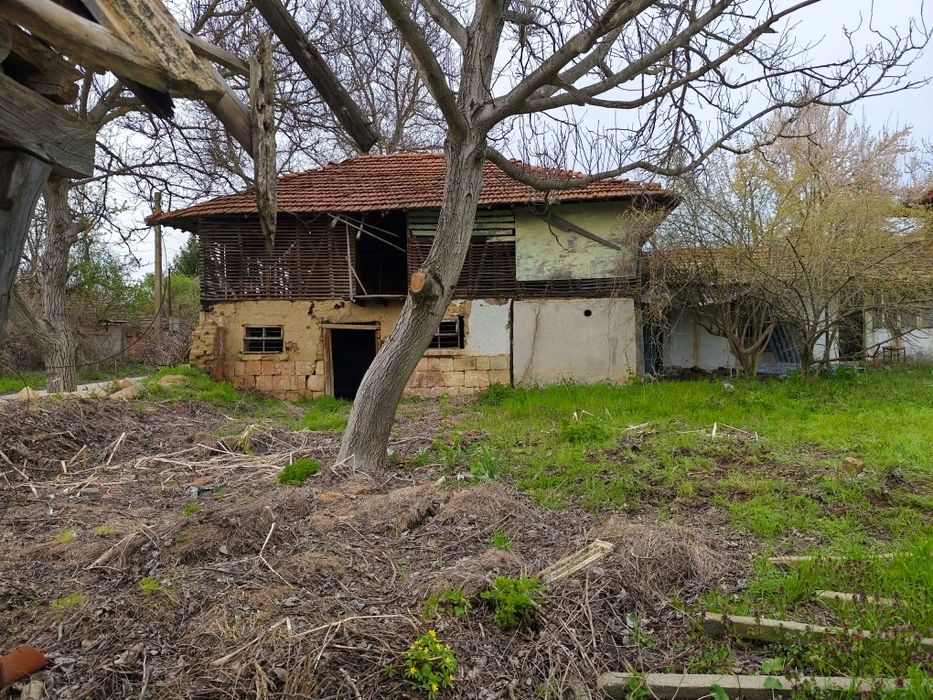 Продава се Къща в с. Осенец, Област Разград - 130 кв.м за 98 €/кв.м - Снимка #3