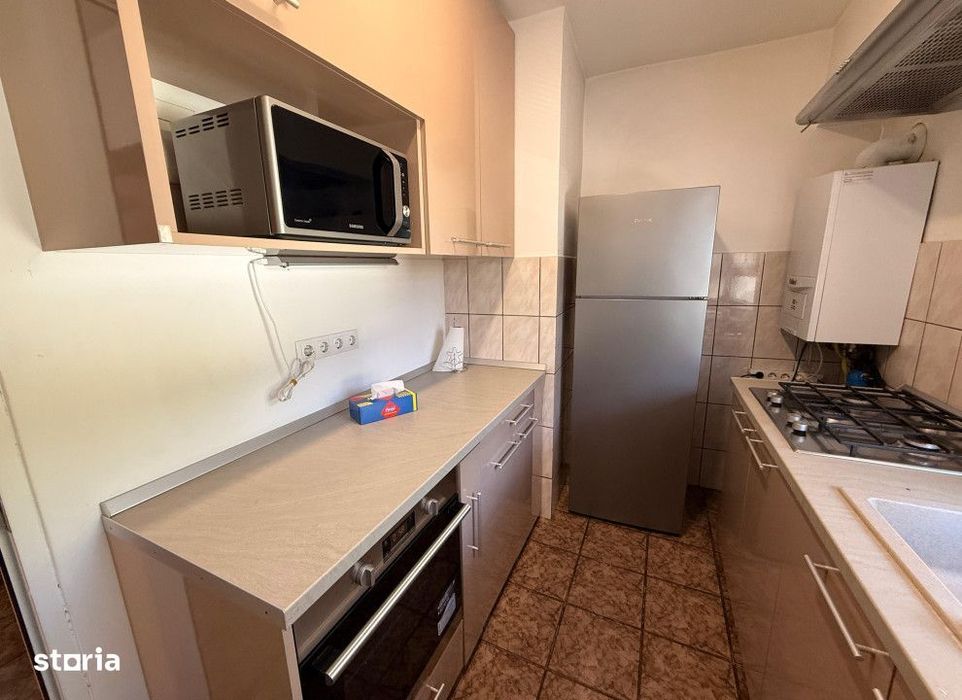 Apartament  4 camere Pacurari , 100 metri, etaj 1 Cod:163300