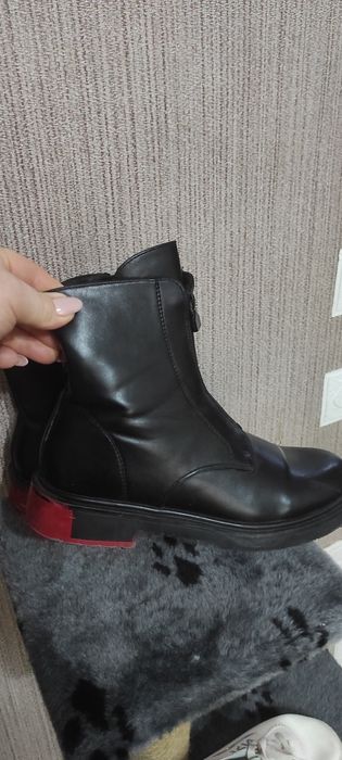 Демисезонные ботинки