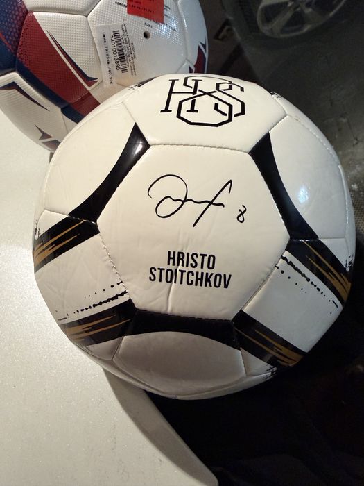 Футболни топки H8S Стоичков