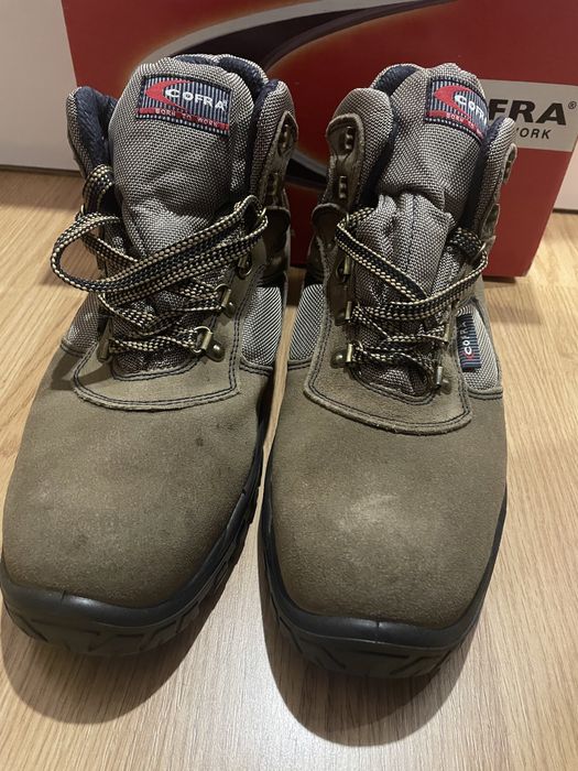 Работни мъжки обувки