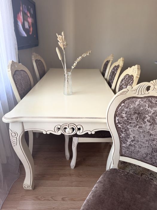 Продам стол неокласика