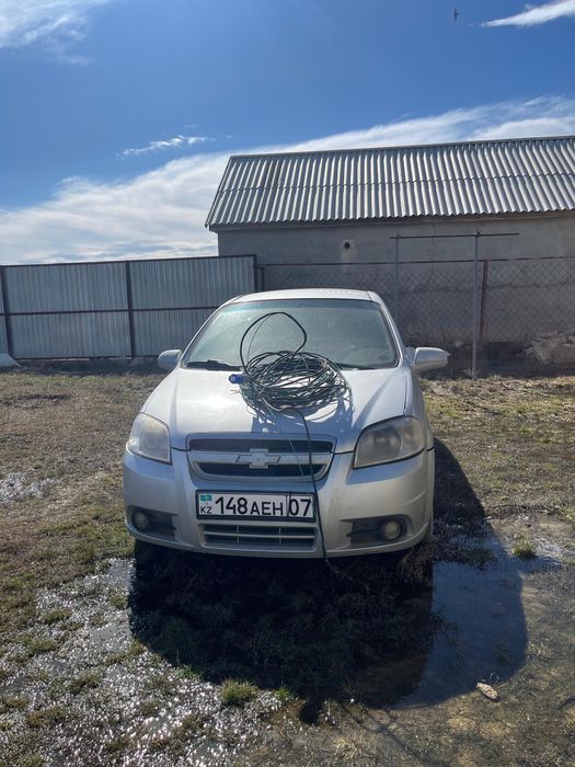 Продам машину шевроле авео