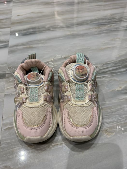 Детская обувь на девочку