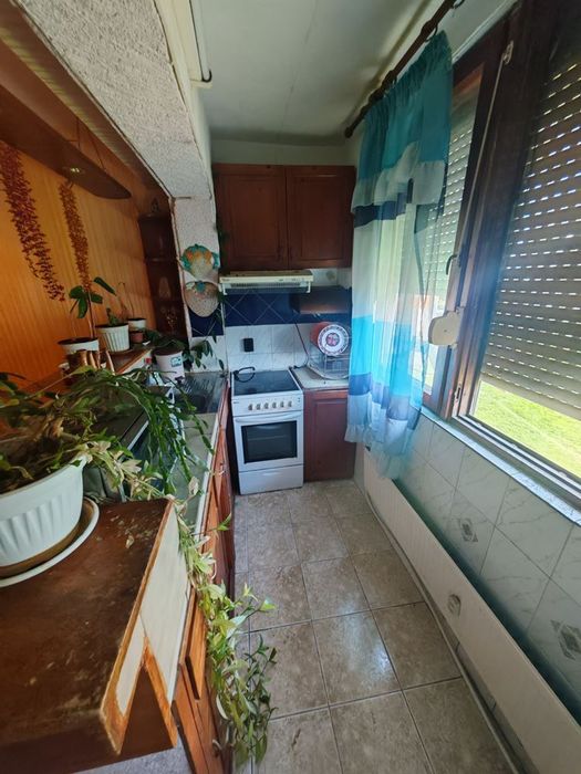 Продава се Едностаен апартамент в Бургас, Изгрев - 41 кв.м за 1144 €/кв.м - Снимка #2