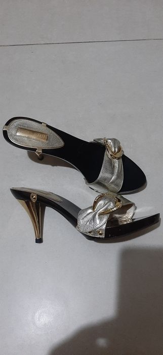 Женская обувь туфли