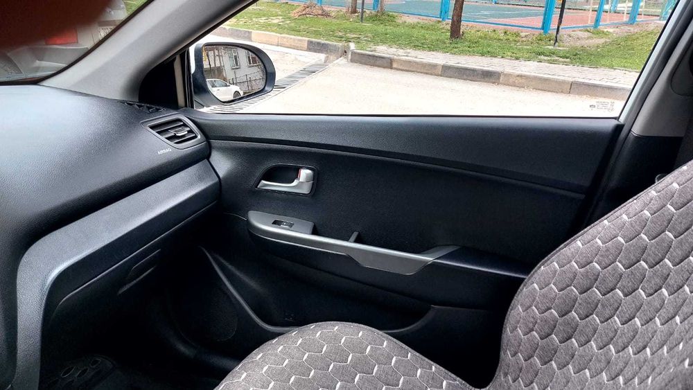 Продам авто KIA RIO
