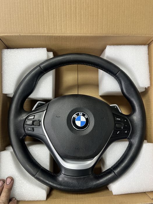 Волан с пера бмв ф30