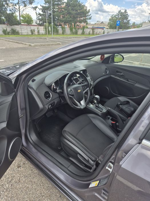 Chevrolet Cruze 1.8 LTZ benzina si GPL