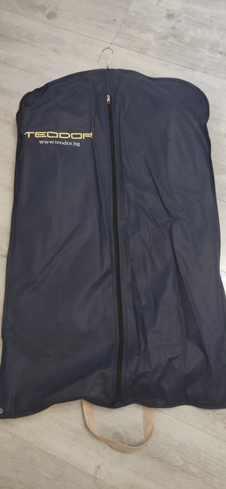 Мъжки костюм ТЕОДОР 2021/2022  Цялостна визия