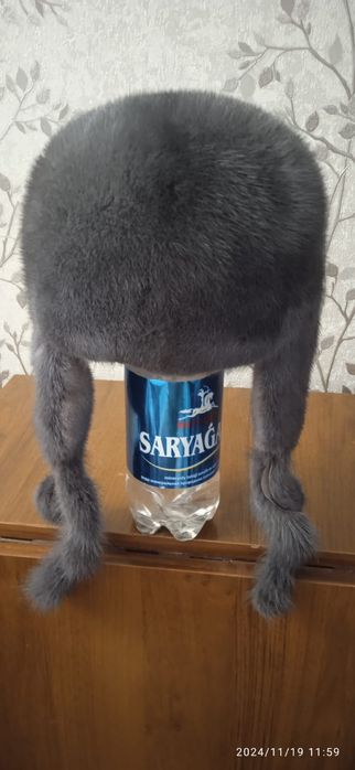 Продам женскую шапку